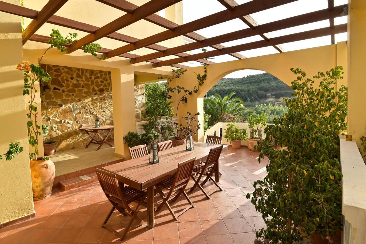 Villa Olive Farm Agia Marina Exterior foto