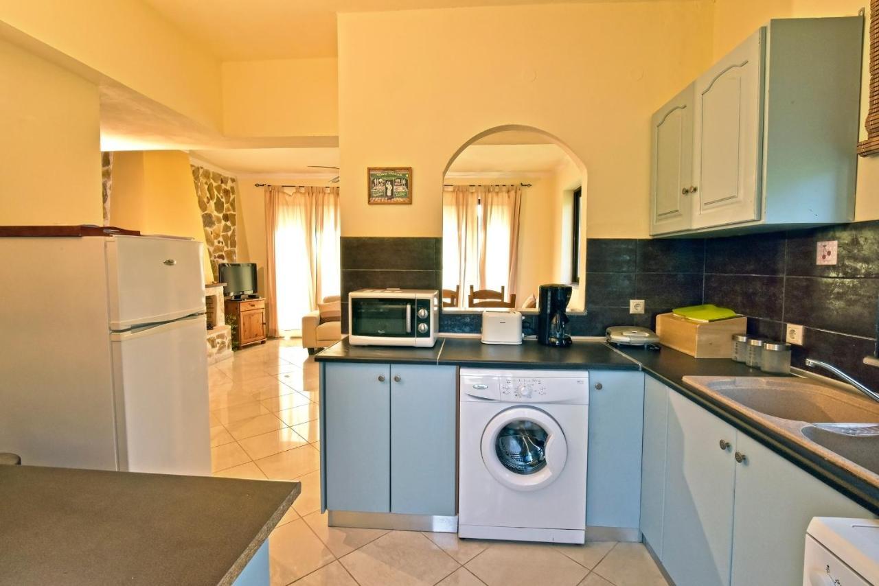 Villa Olive Farm Agia Marina Exterior foto
