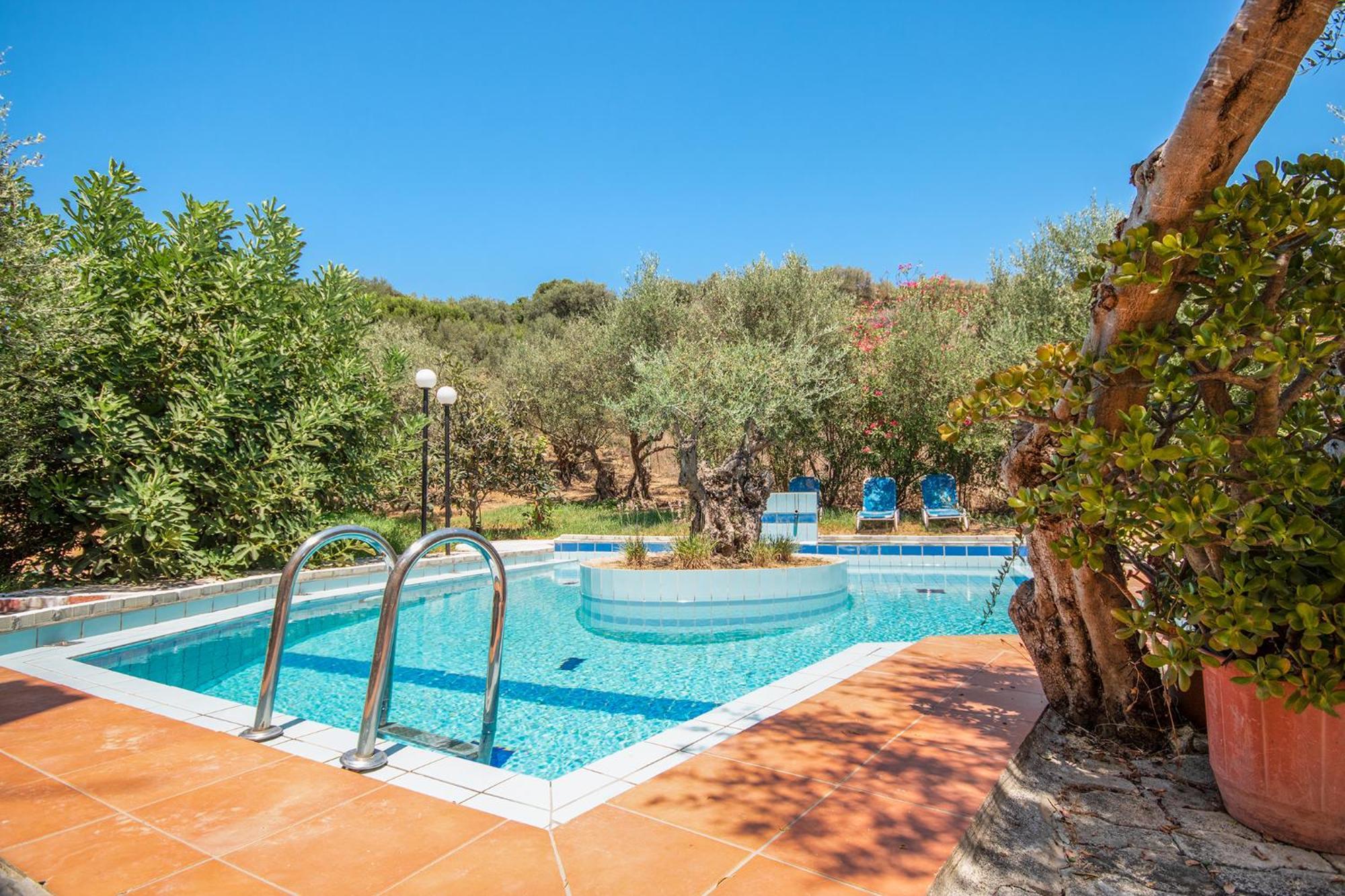 Villa Olive Farm Agia Marina Exterior foto
